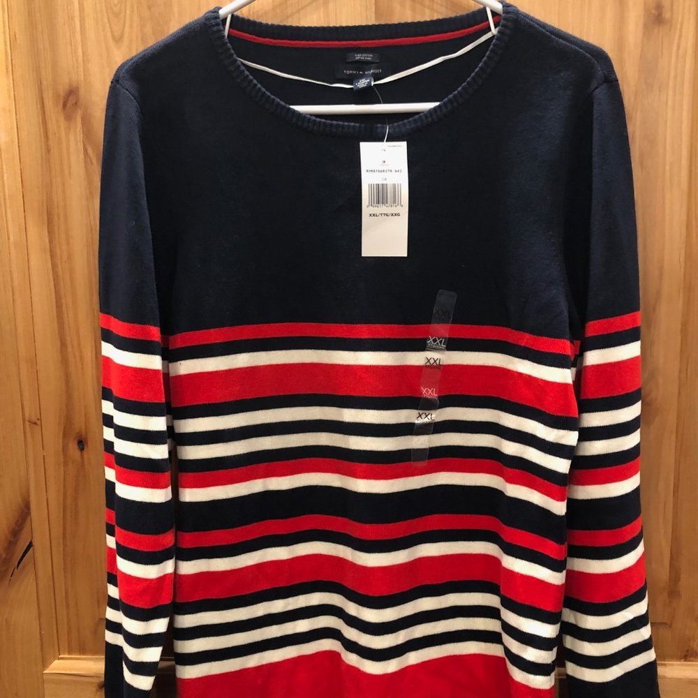 Tommy Hilfiger NWT Crewneck Red and Navy Sweater - Picture 3 of 6
